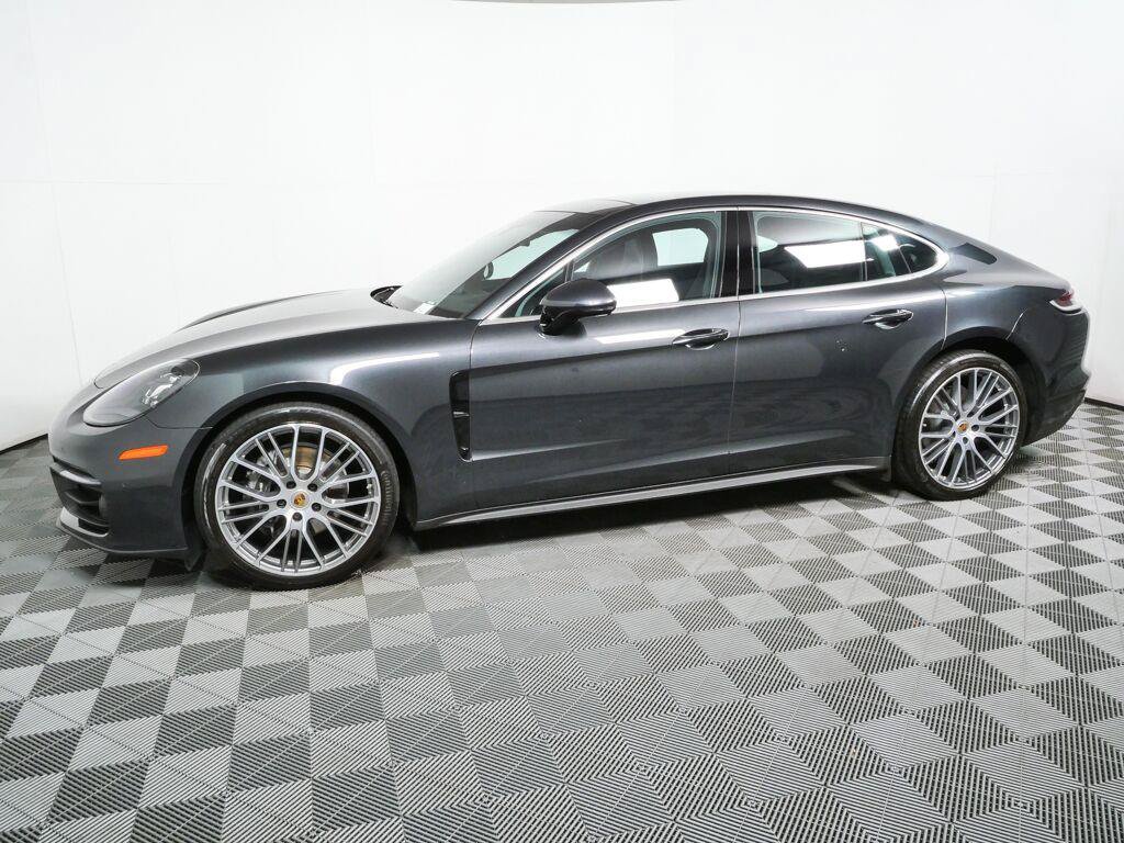 Certified 2023 Porsche Panamera image 2