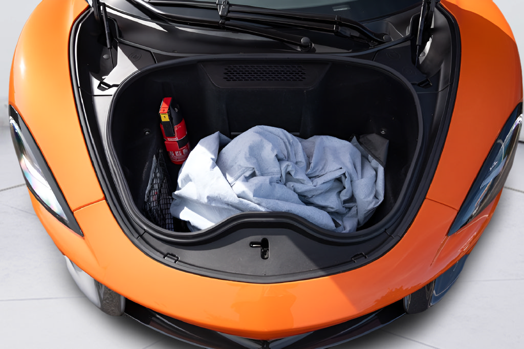 Used 2018 McLaren 570S Spider RWD image 26
