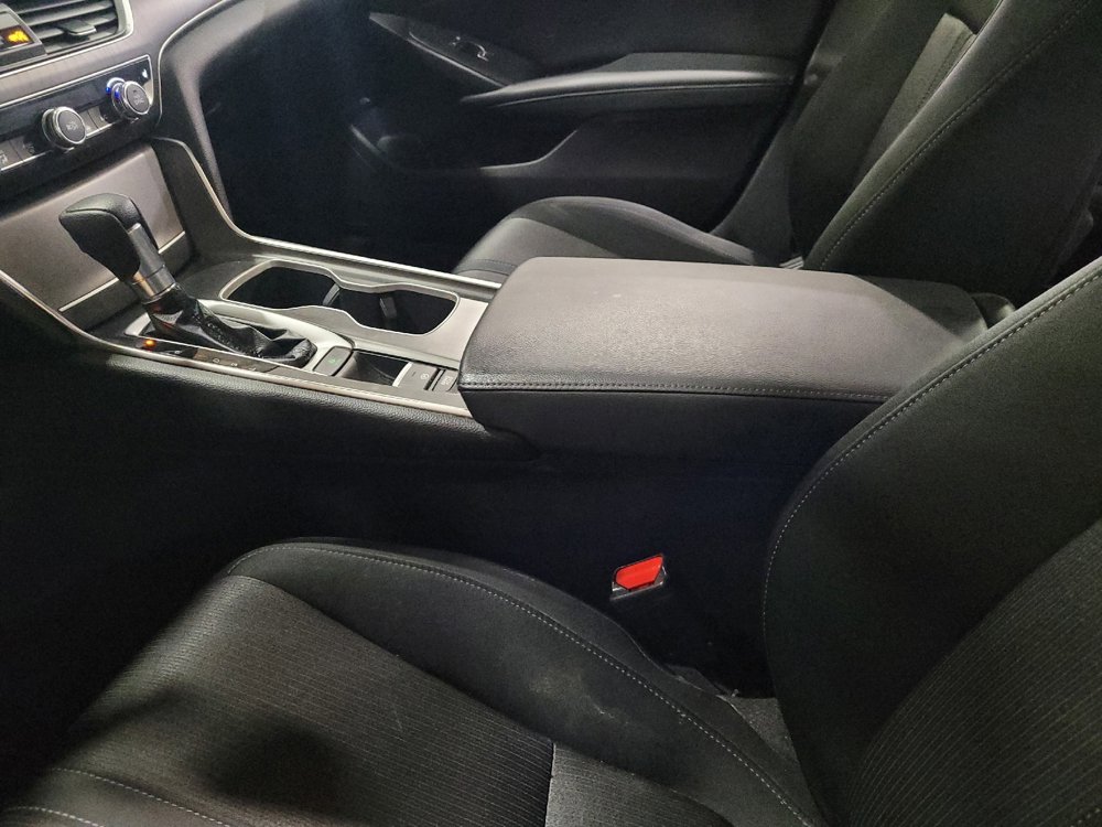 Used 2018 Honda Accord EX image 26