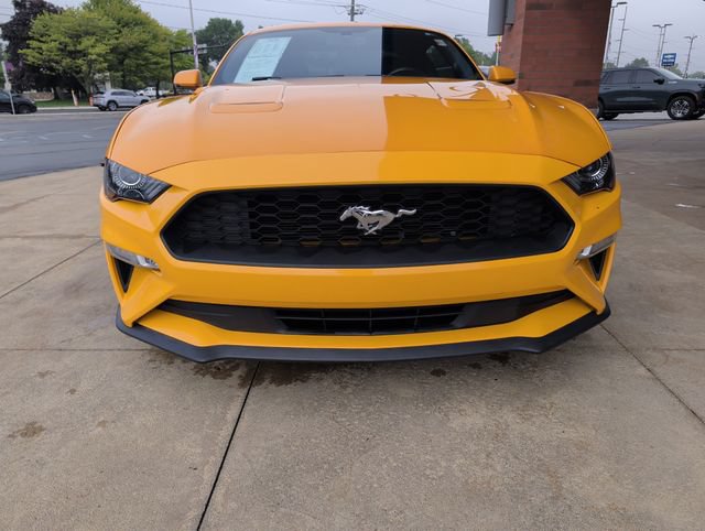 Used 2018 Ford Mustang Premium w/ Ecoboost Performance Package RWD image 10