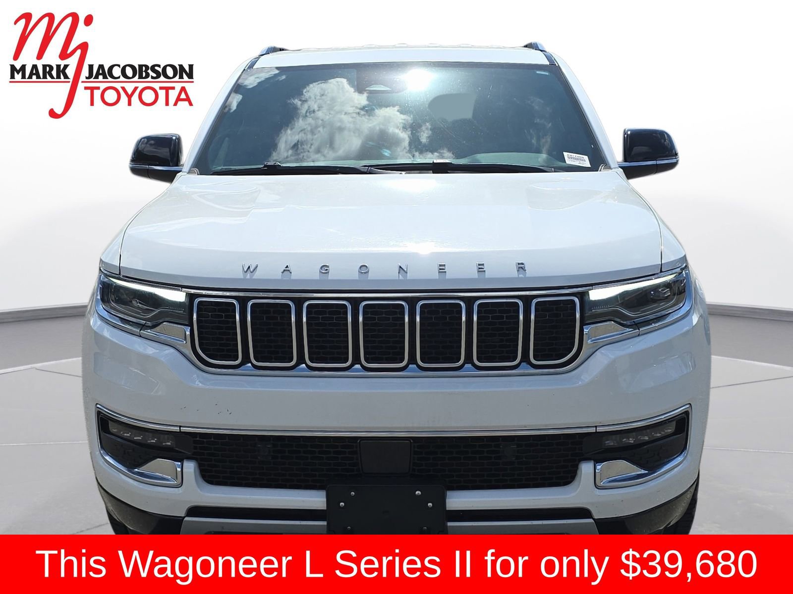 Used 2024 Jeep Wagoneer L Series II w/ Flexible Seating Group image 3