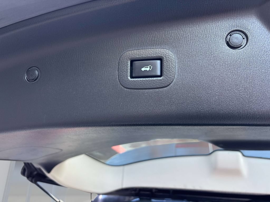Used 2024 INFINITI QX80 Luxe AWD/4WD image 18