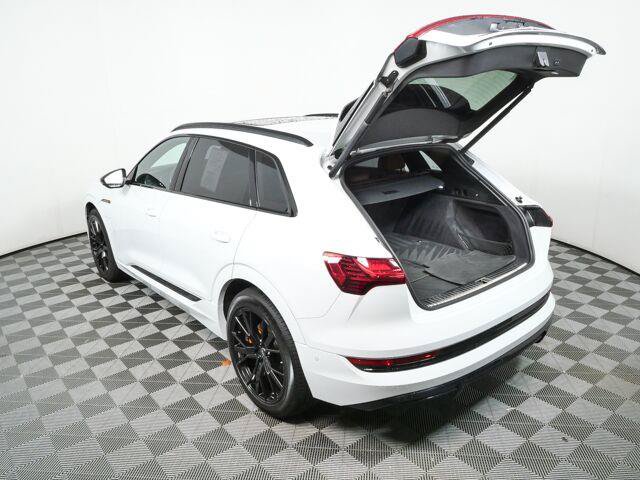 Used 2022 Audi e-tron Chronos w/ Chronos Package AWD/4WD image 39