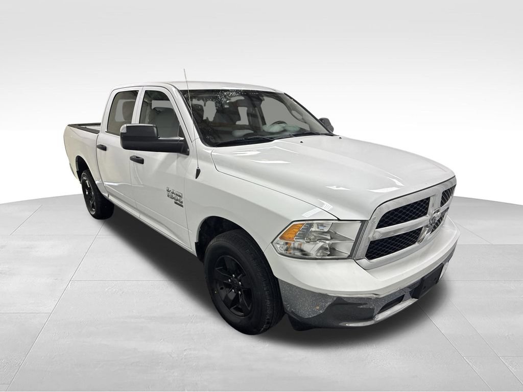 Used 2023 RAM 1500 Classic SLT w/ Trailer & Traction Group AWD/4WD image 4