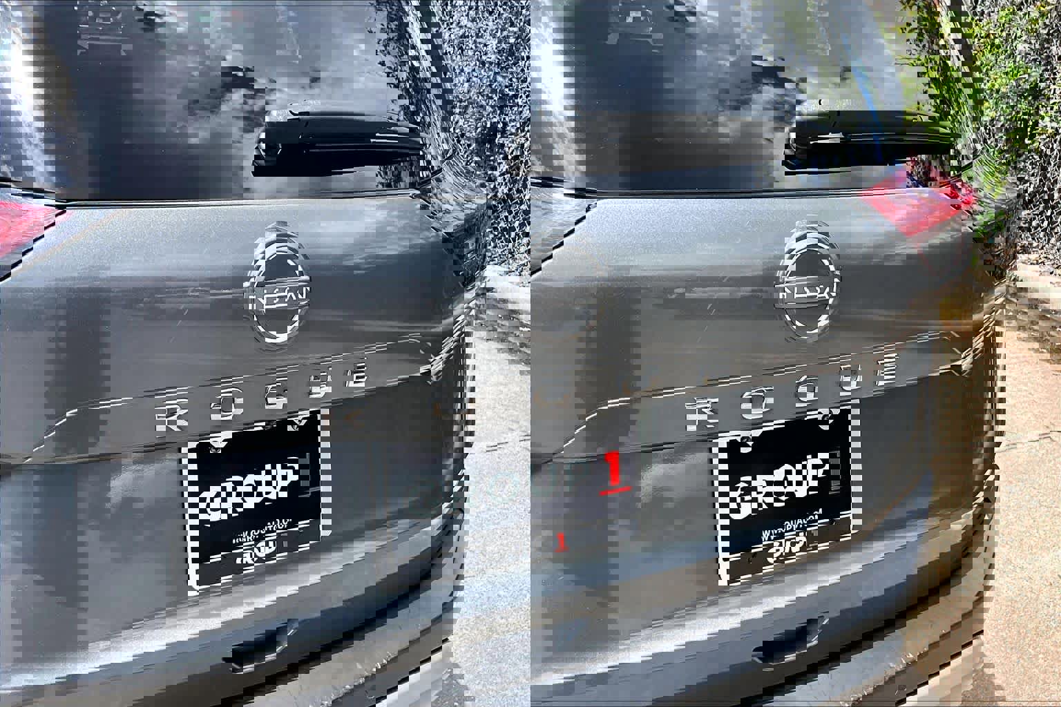 Used 2022 Nissan Rogue S image 29