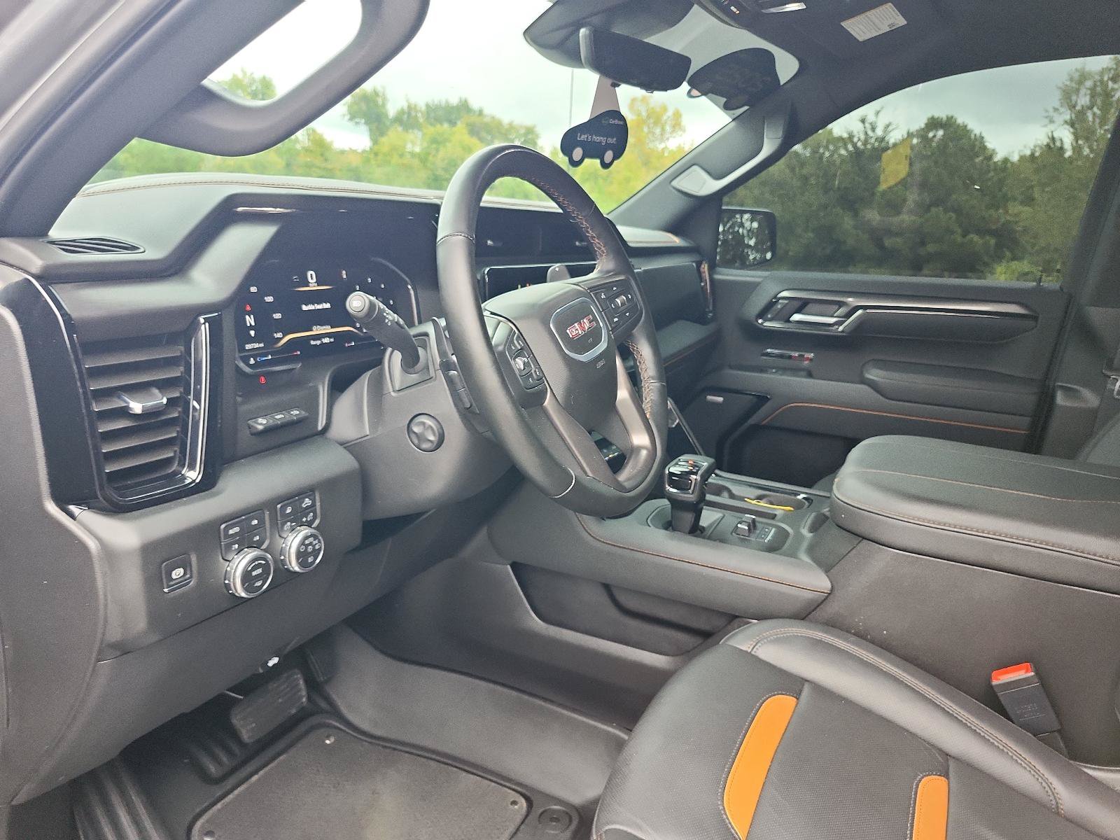 Certified 2025 GMC Sierra 1500 AT4 w/ AT4 Premium Package AWD/4WD image 16