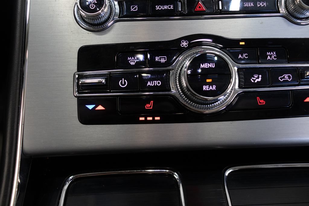 Used 2023 Lincoln Aviator AWD image 37