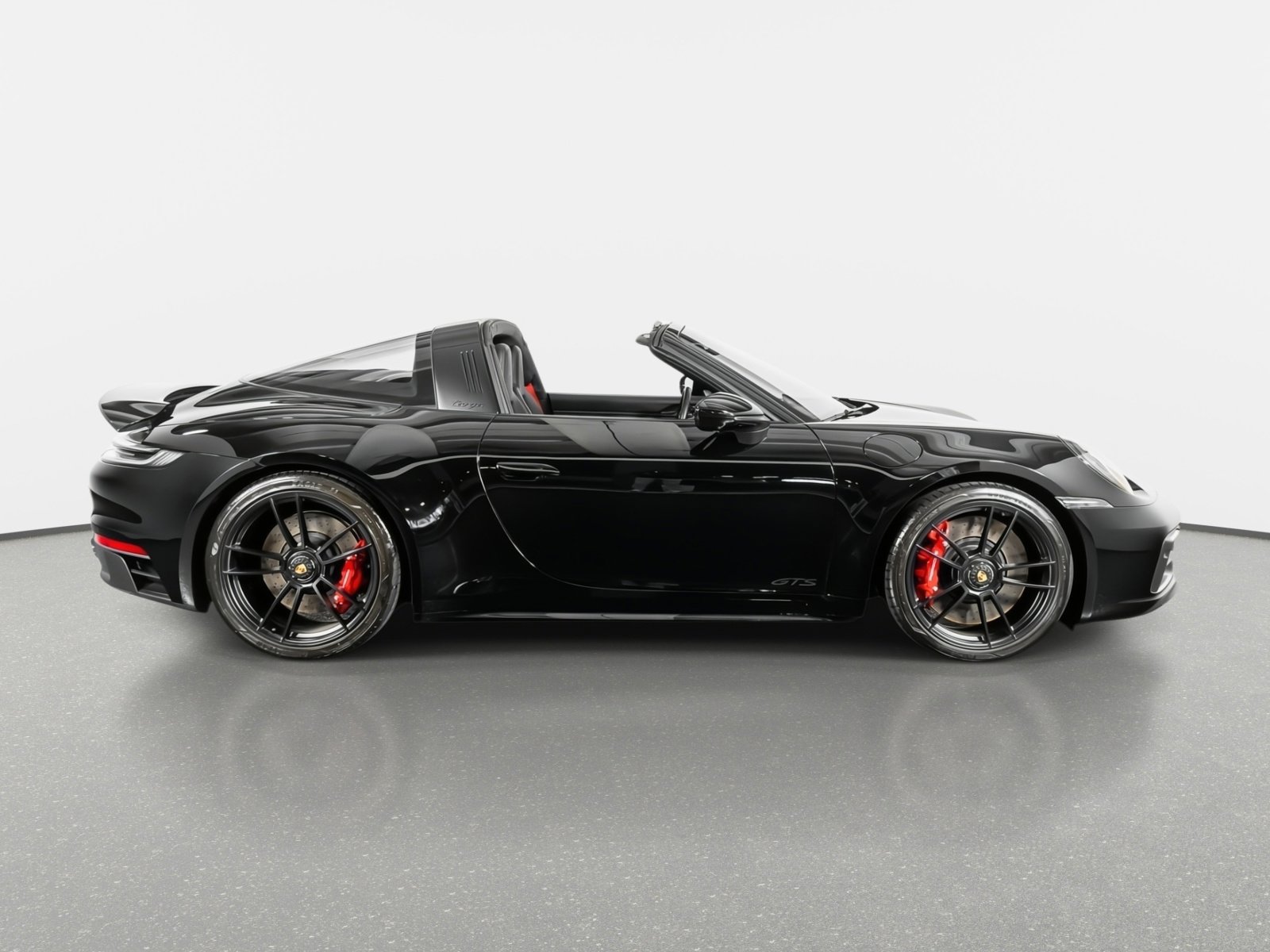 Used 2024 Porsche 911 Targa 4 GTS image 5