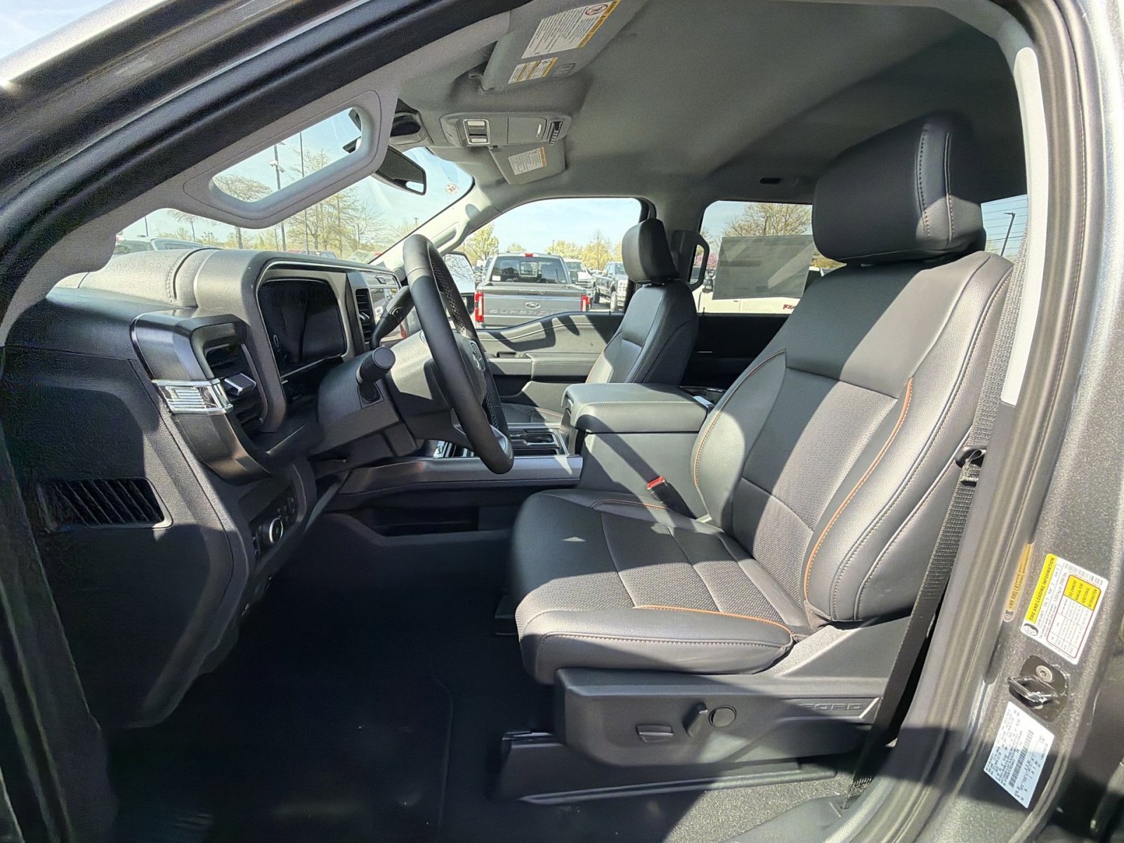 New 2026 Ford F250 Lariat w/ FX4 Off-Road Package image 25