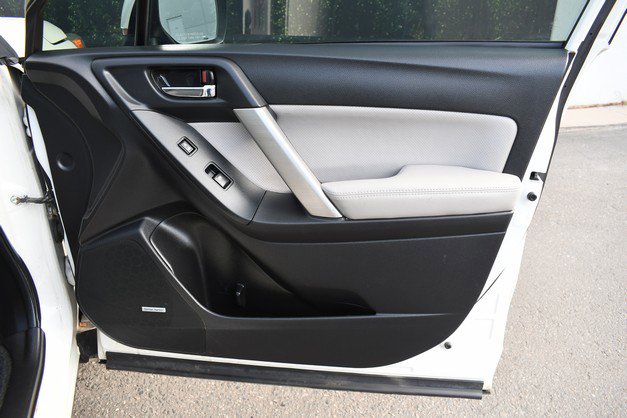 Used 2015 Subaru Forester 2.5i Limited image 24