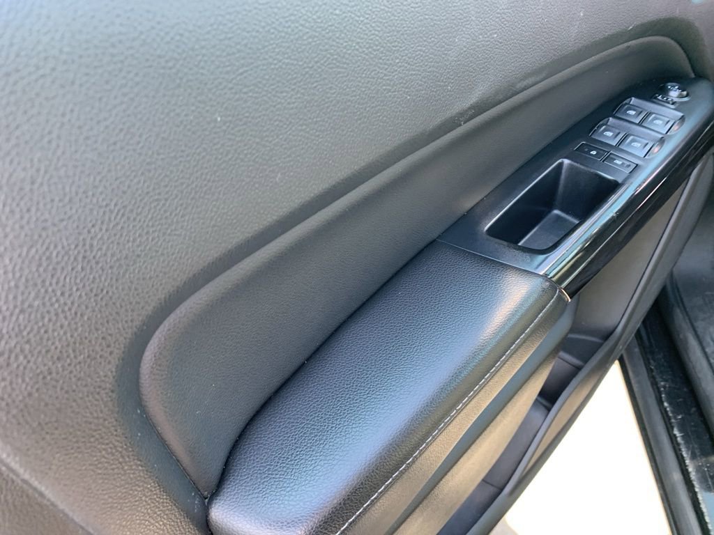 Used 2018 GMC Canyon SLE w/ Nightfall Edition AWD/4WD image 17