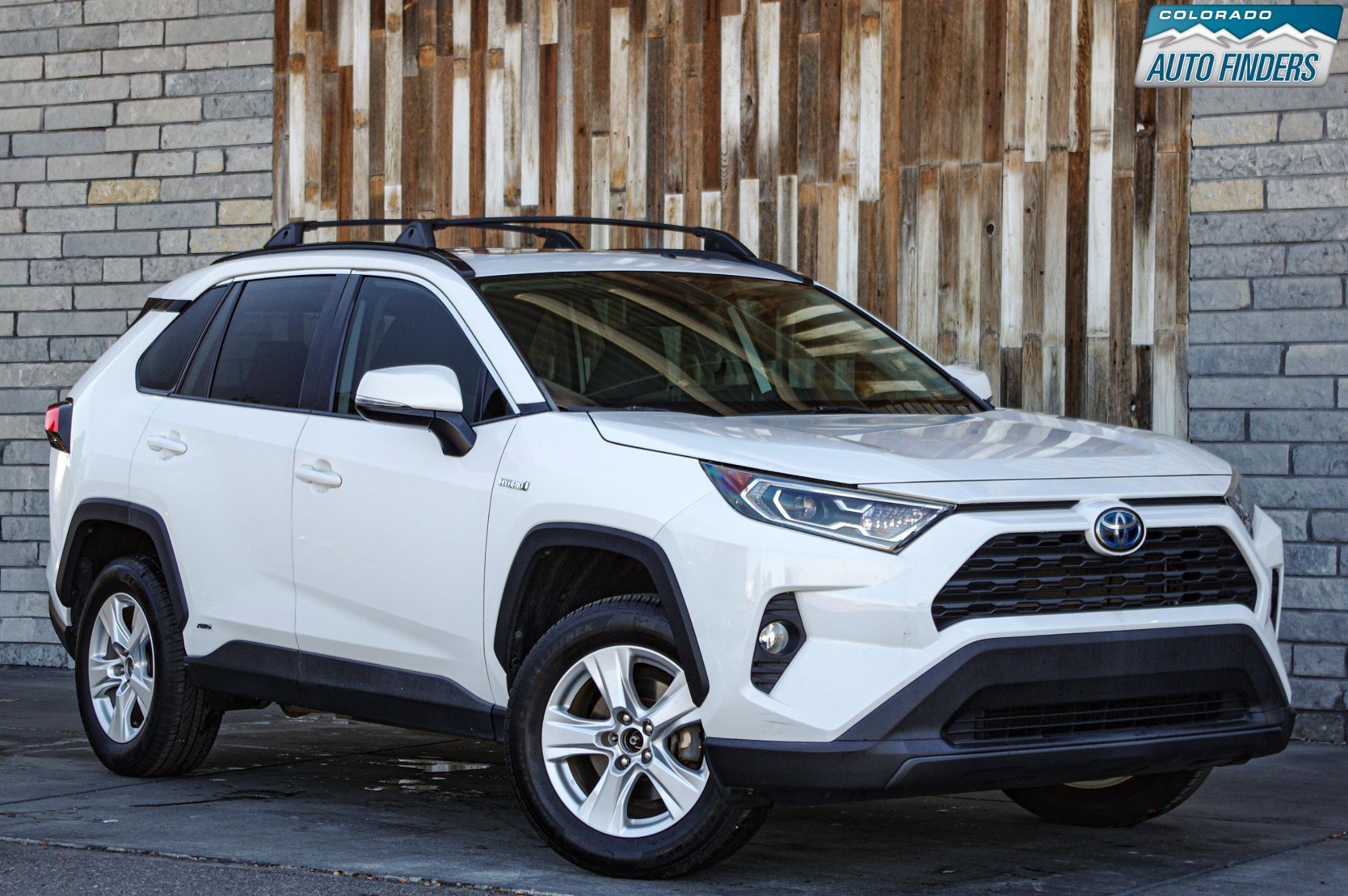 Used 2020 Toyota RAV4 XLE w/ Convenience Package image 9