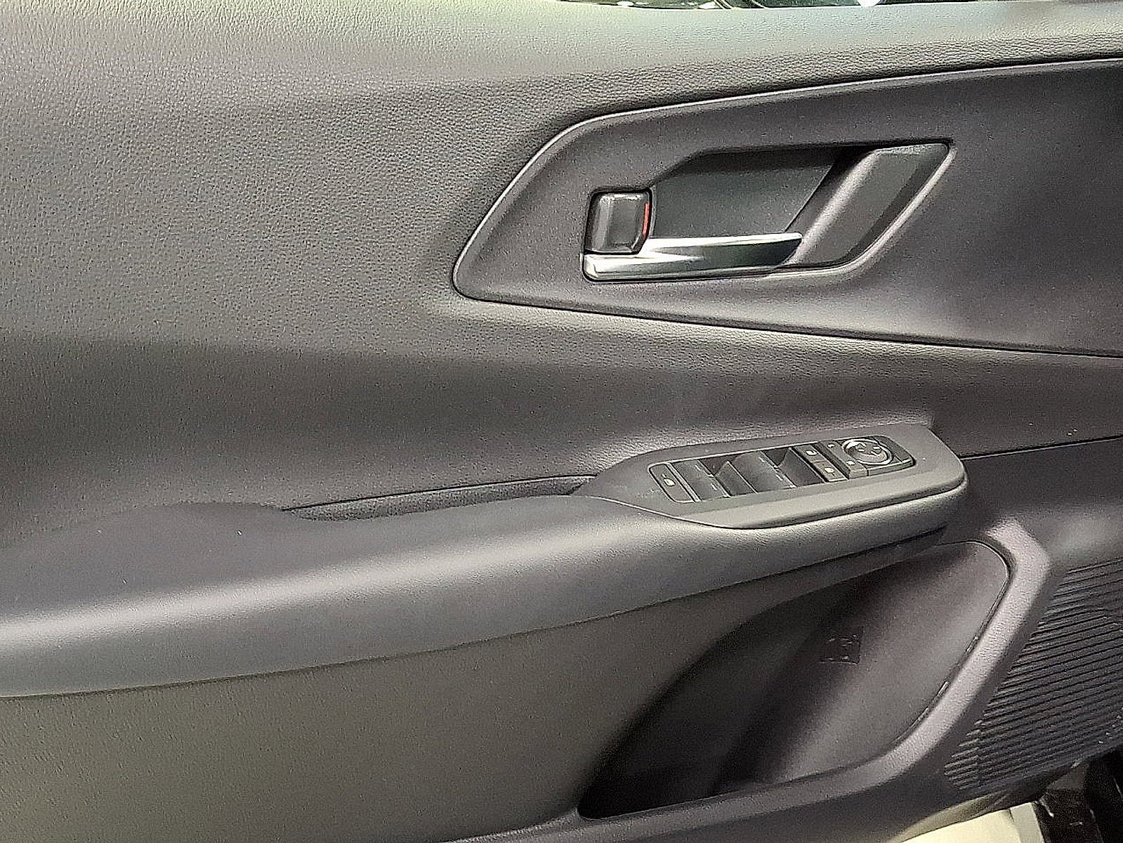 New 2026 Toyota Prius Plug-In Hybrid FWD image 10