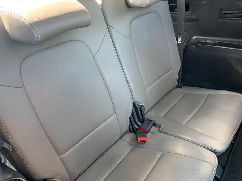 Used 2017 Hyundai Santa Fe Limited AWD/4WD image 19