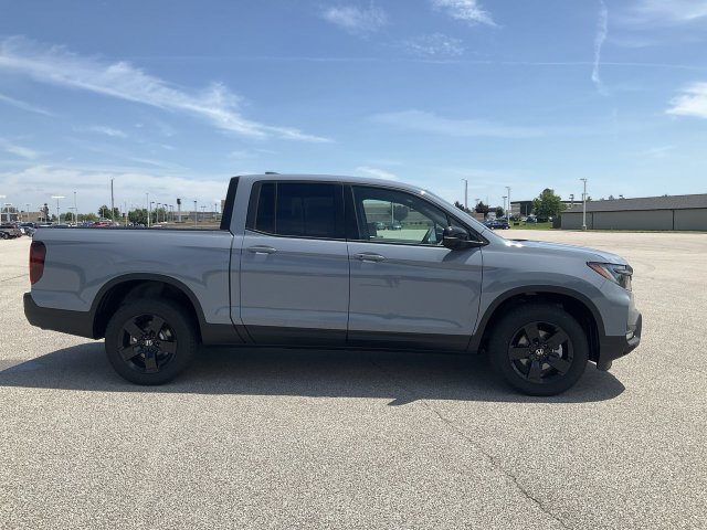 New 2026 Honda Ridgeline Black Edition image 13
