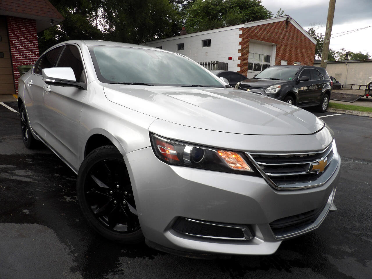 Used 2017 Chevrolet Impala LT image 8