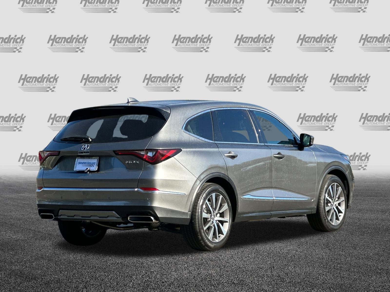 Certified 2025 Acura MDX FWD w/ Technology Package image 5