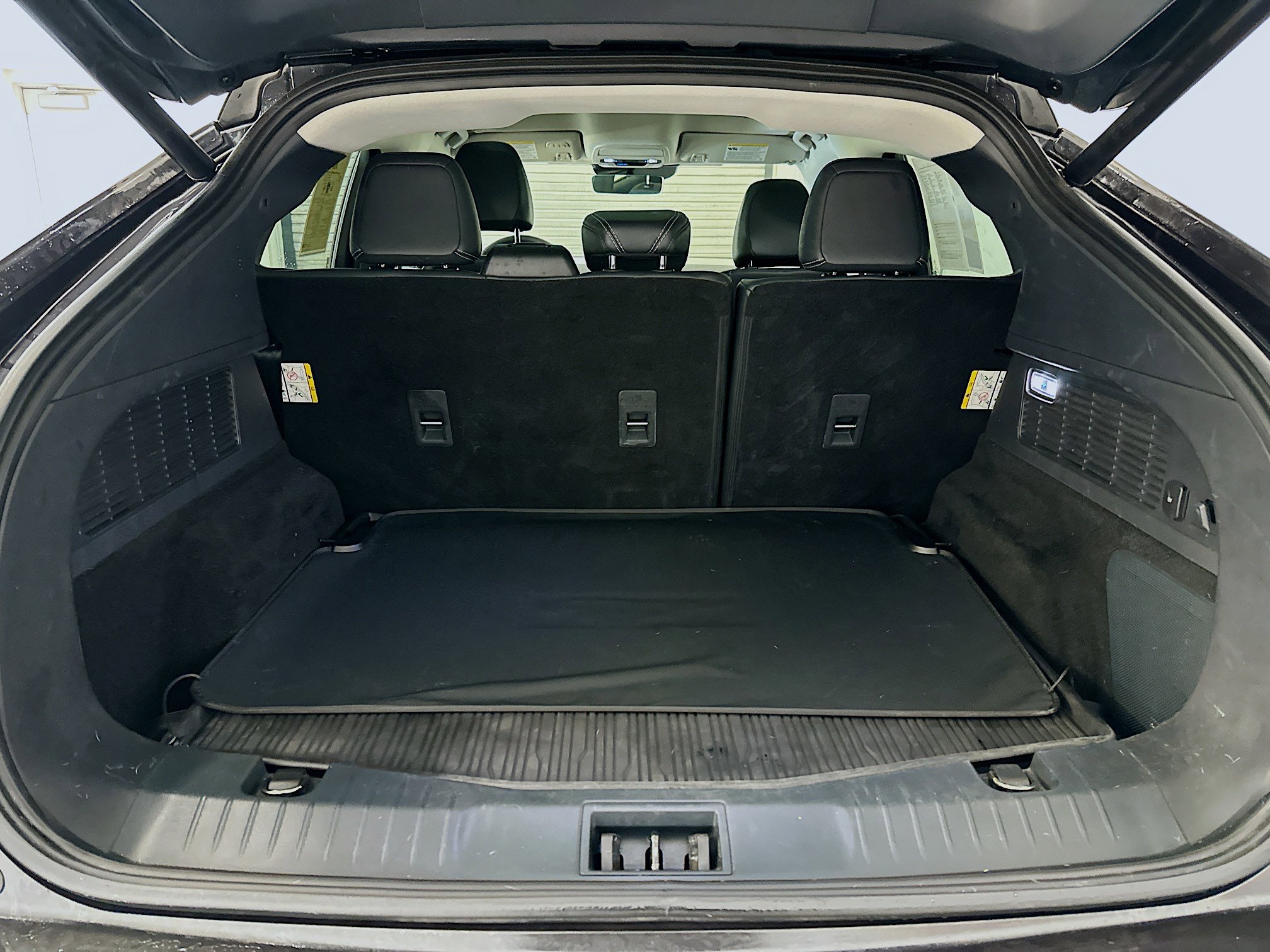 Used 2022 Ford Mustang Mach-E Premium image 31