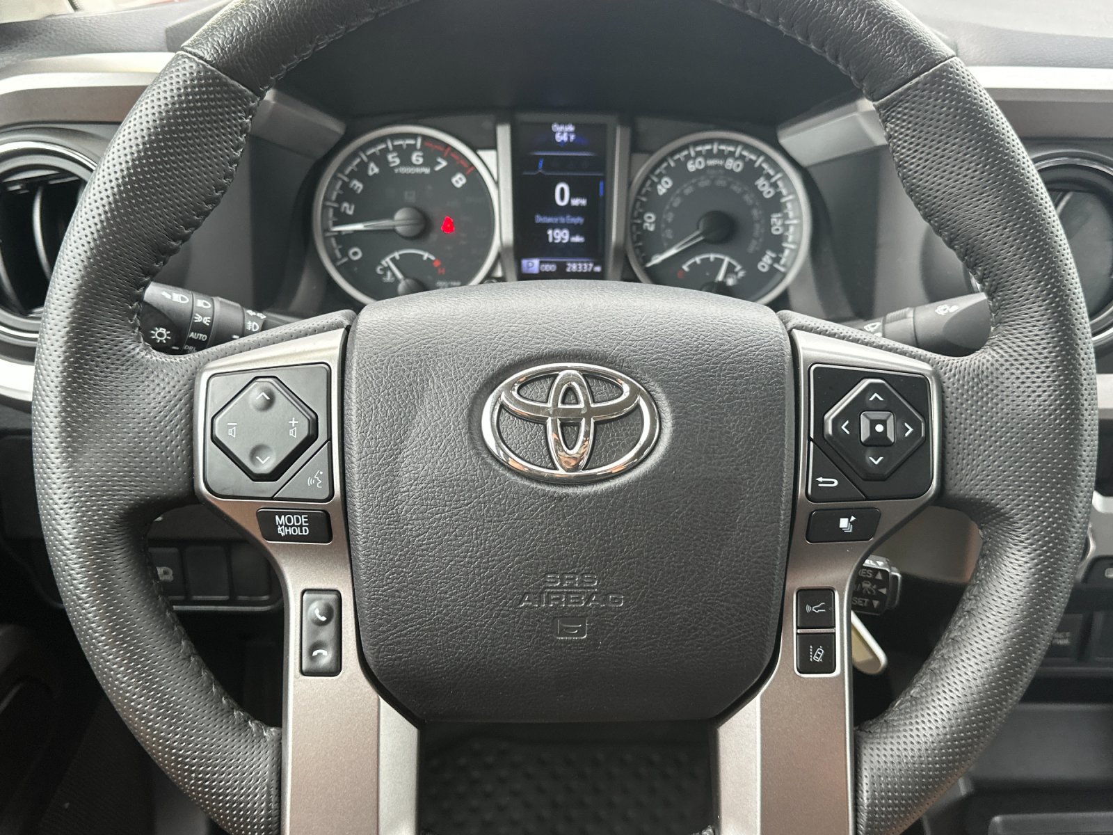 Used 2021 Toyota Tacoma SR5 w/ Technology Package AWD/4WD image 21