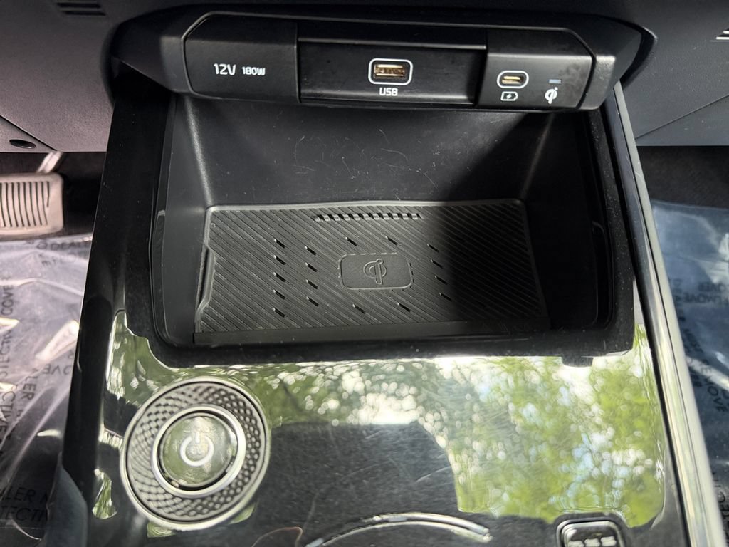 Used 2023 Kia Niro Wind FWD image 19