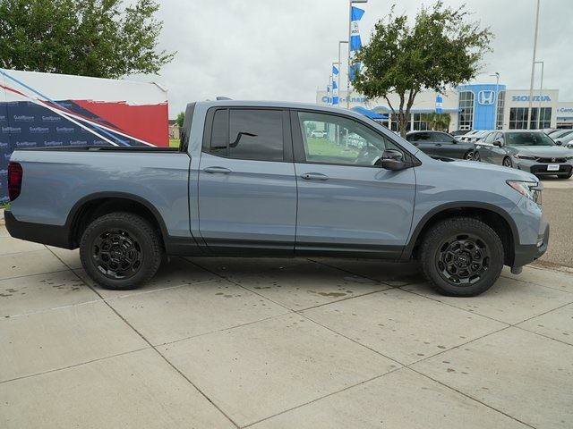 Used 2025 Honda Ridgeline TrailSport+ image 4