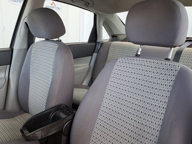 Used 2007 Ford Focus SE FWD image 22