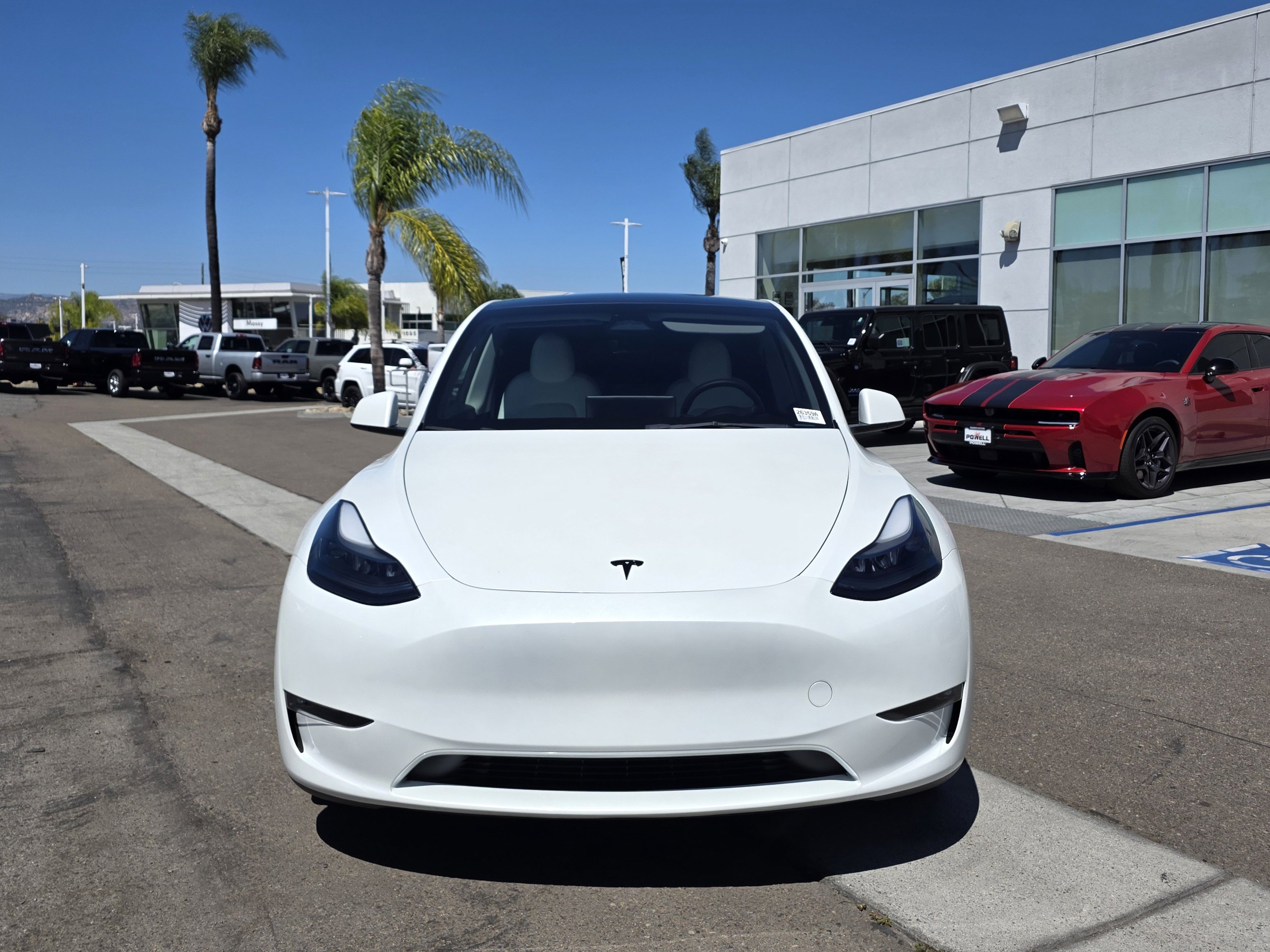 Used 2023 Tesla Model Y Performance AWD/4WD image 7