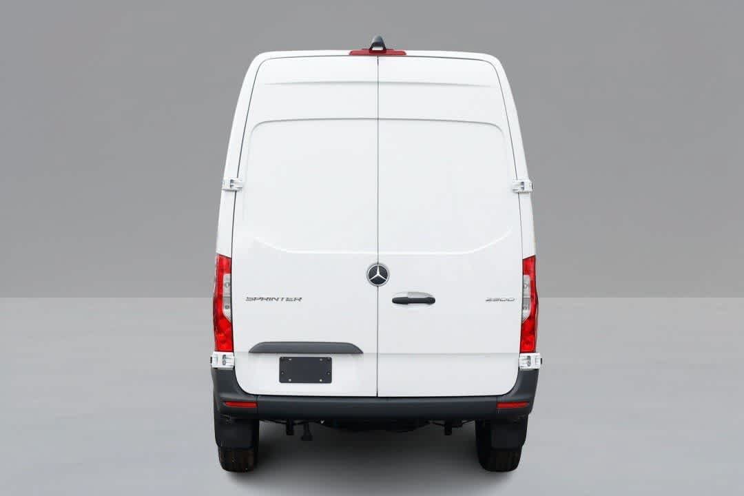 New 2025 Mercedes-Benz Sprinter 2500 image 6
