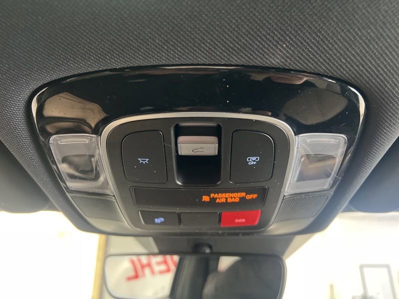 Used 2025 Hyundai Tucson Limited AWD/4WD image 30