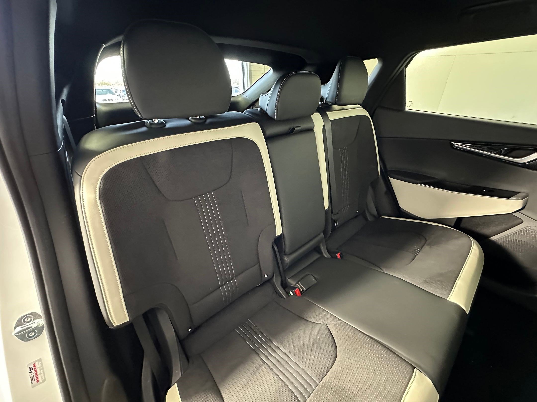 Used 2023 Kia EV6 GT-Line w/ GT-Line Suede Seat Package image 31