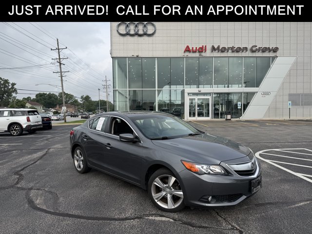 Used 2013 Acura ILX w/ Technology Package