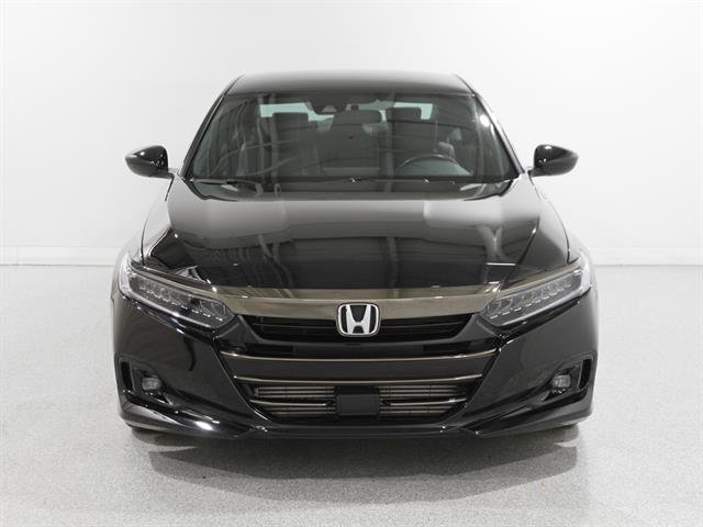 Used 2022 Honda Accord Sport image 2