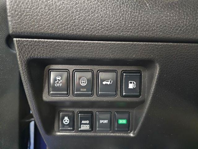 Used 2018 Nissan Rogue SL AWD/4WD image 14