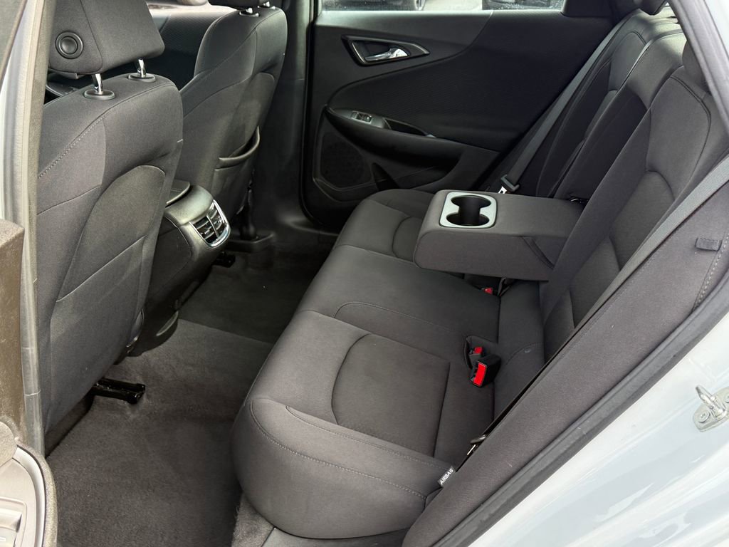 Used 2023 Chevrolet Malibu LT image 13