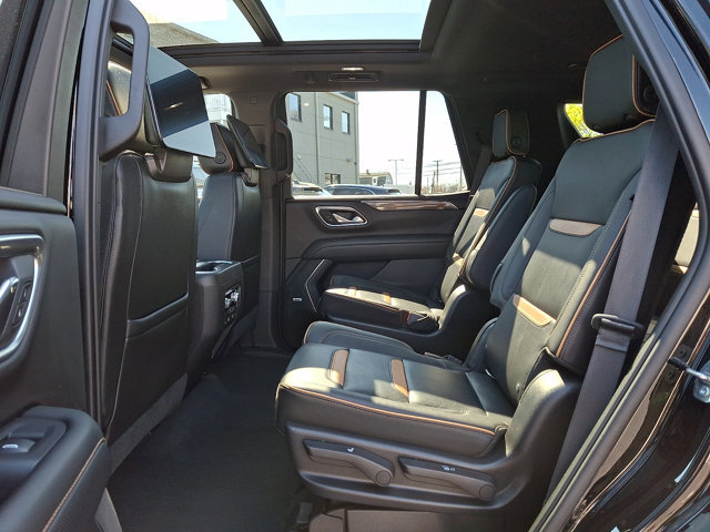 Used 2021 GMC Yukon AT4 w/ Rear Media and Nav Package image 10