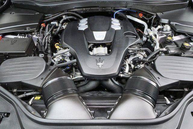 Certified 2023 Maserati Levante GT AWD/4WD image 35