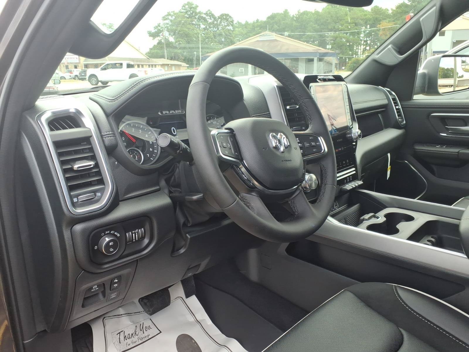 New 2026 RAM 1500 Laramie w/ Chrome Appearance Group AWD/4WD image 18