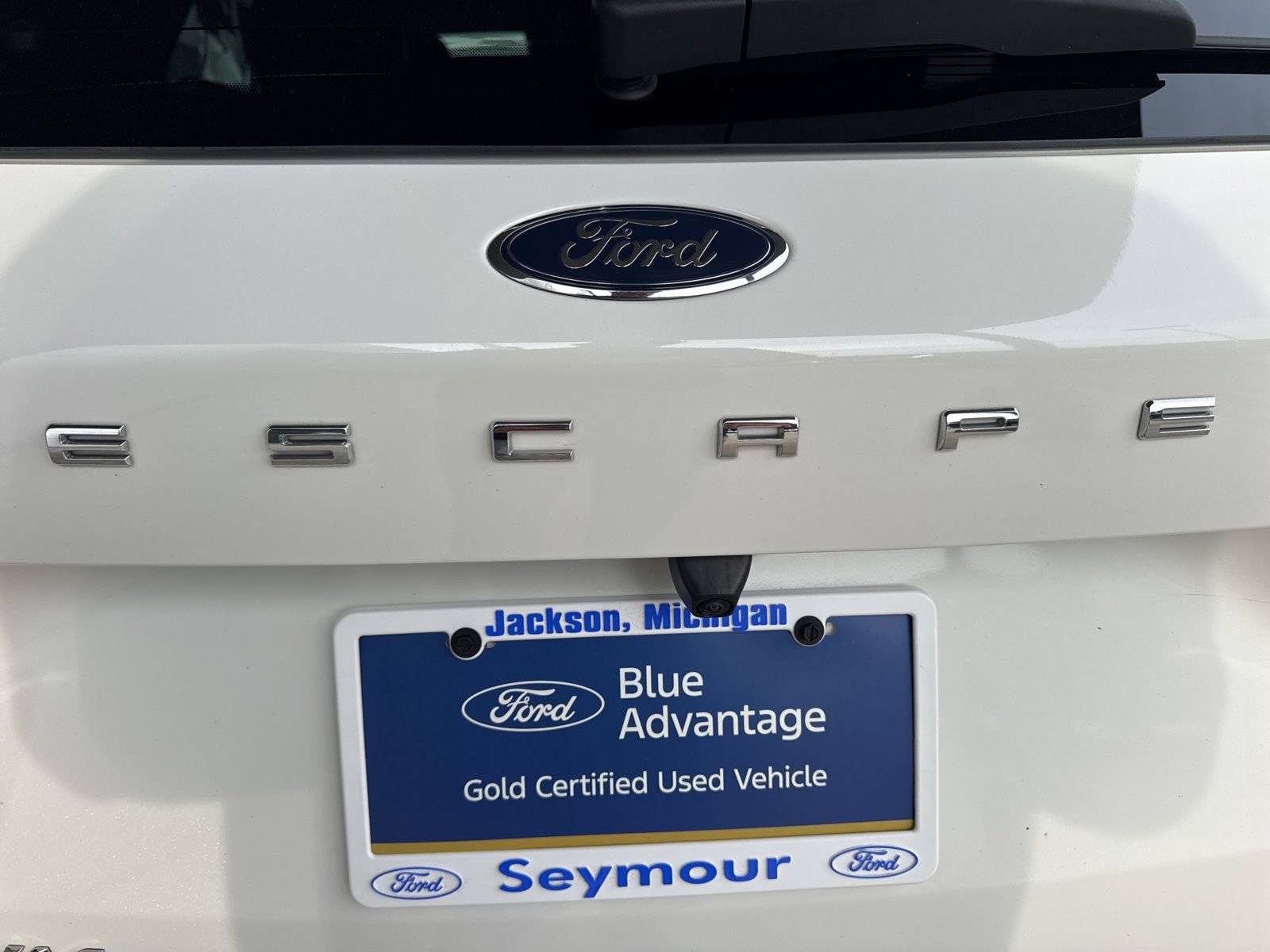 Certified 2024 Ford Escape Platinum w/ Premium Technology Package image 14