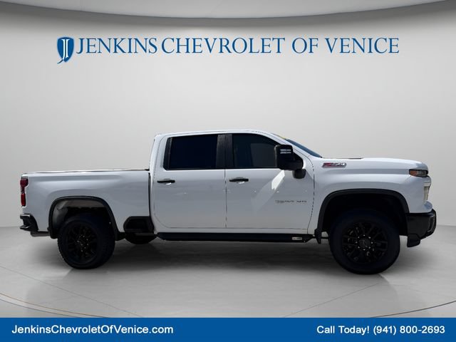 Used 2025 Chevrolet Silverado 2500 Custom w/ Custom Value Package AWD/4WD image 2