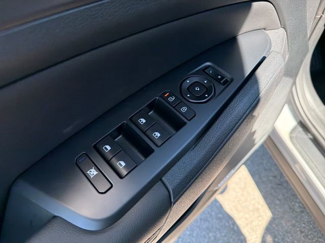 New 2026 Kia Sportage SX FWD image 11