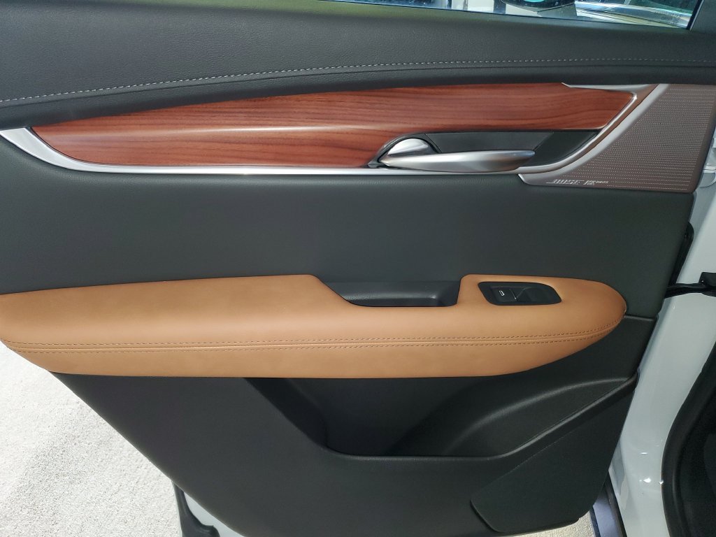 New 2026 Cadillac XT5 Premium Luxury w/ Driver Assist Package FWD image 9