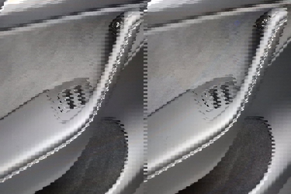 Used 2022 Tesla Model Y Performance image 53