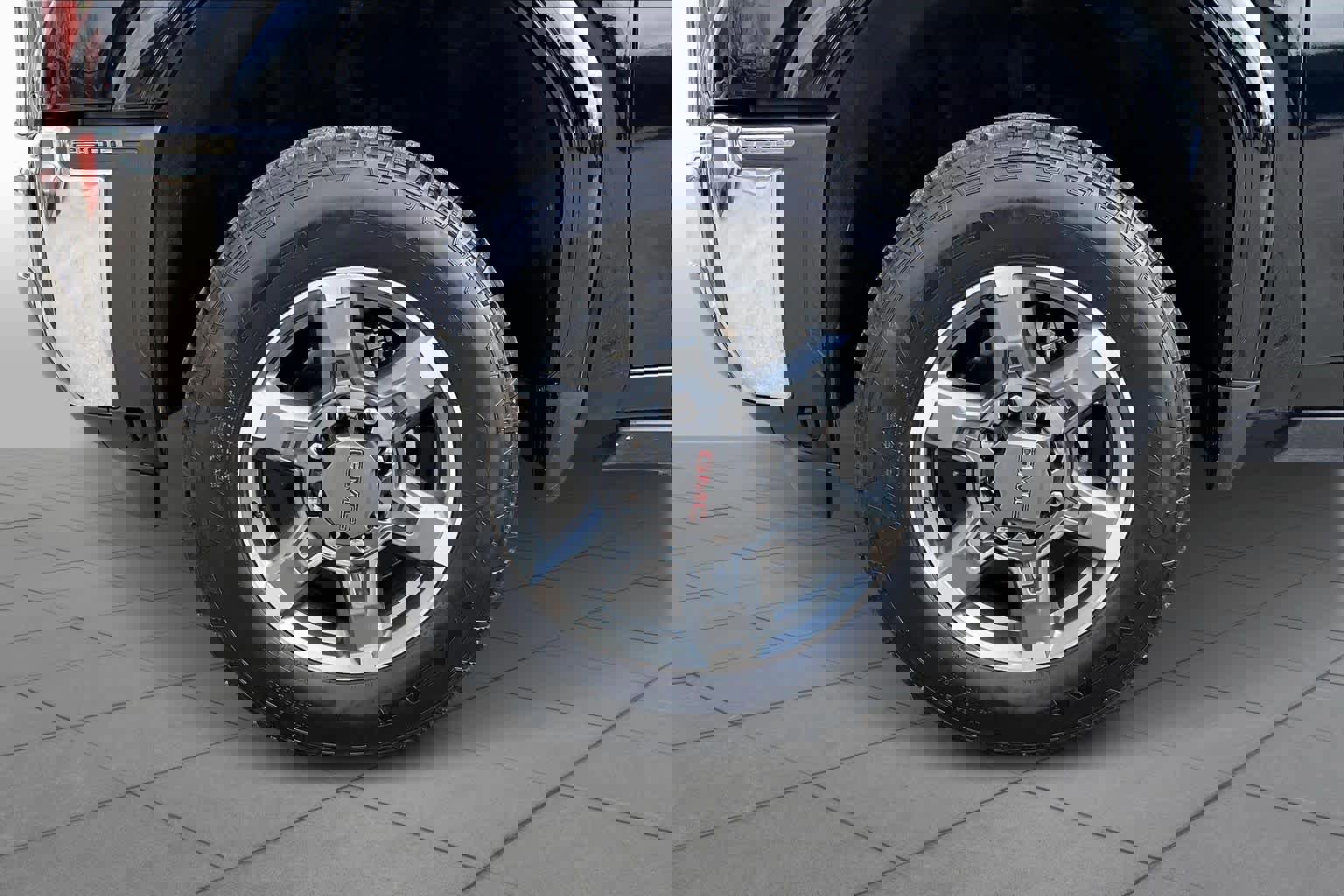 Used 2025 GMC Sierra 2500 SLT w/ Texas SLT Premium Package image 11