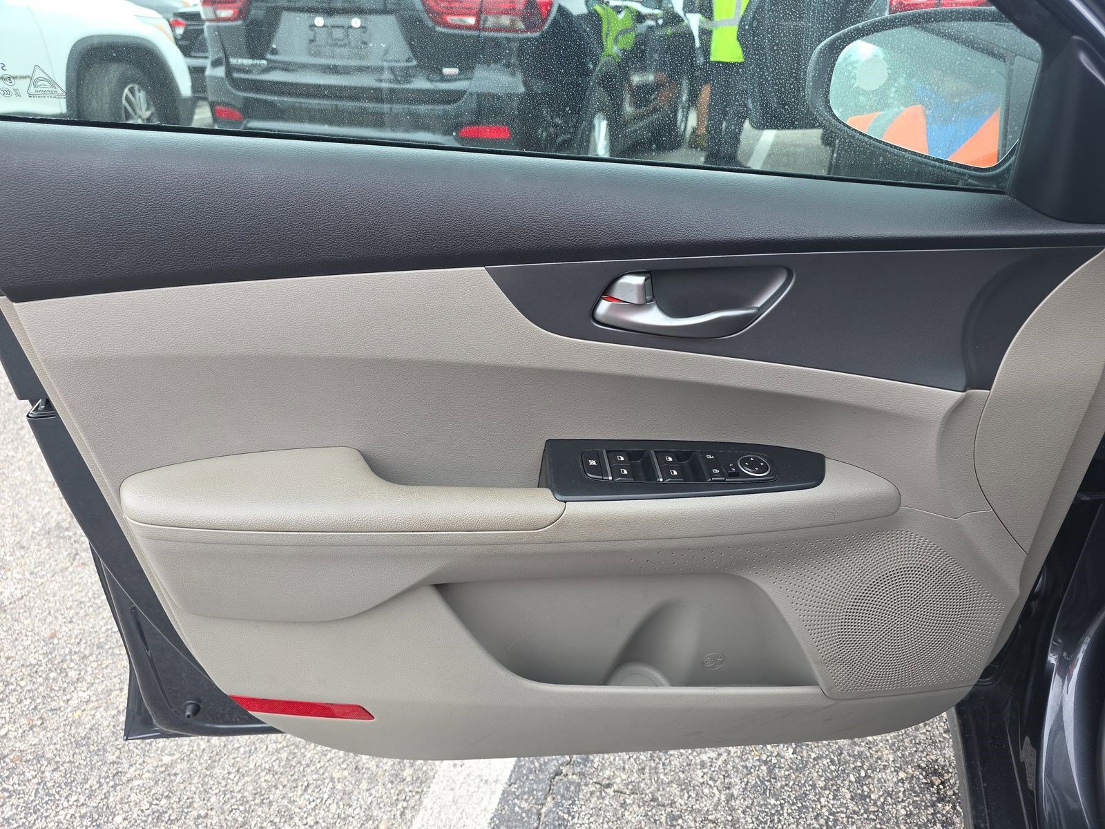 Used 2021 Kia Forte LXS FWD image 14