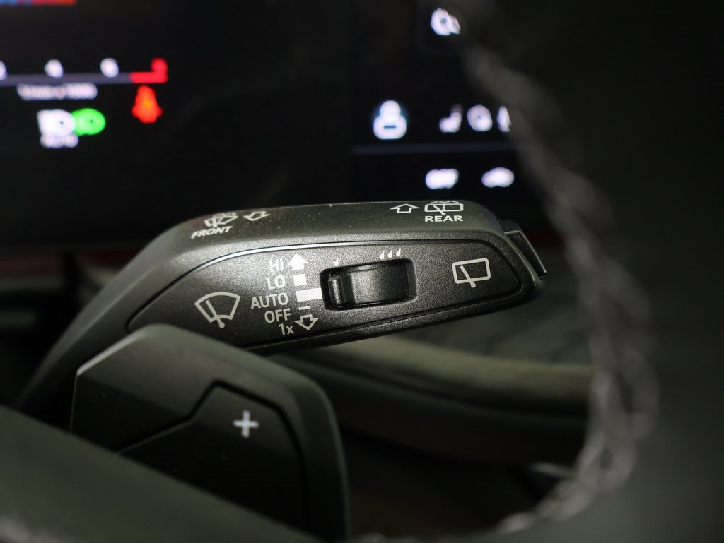 New 2025 Audi Q5 Prestige image 32