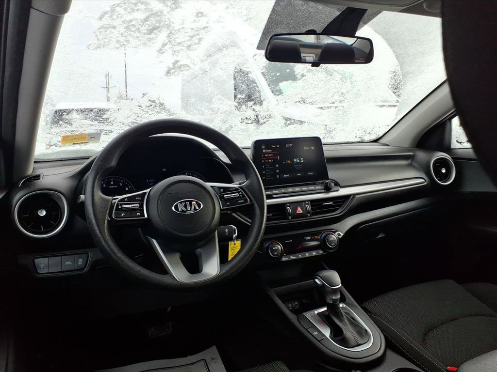 Used 2019 Kia Forte LXS image 8