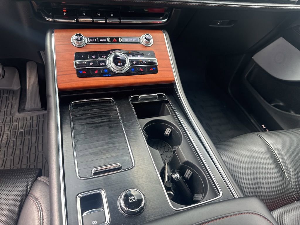 Used 2020 Lincoln Aviator Reserve w/ Equipment Group 201A image 28