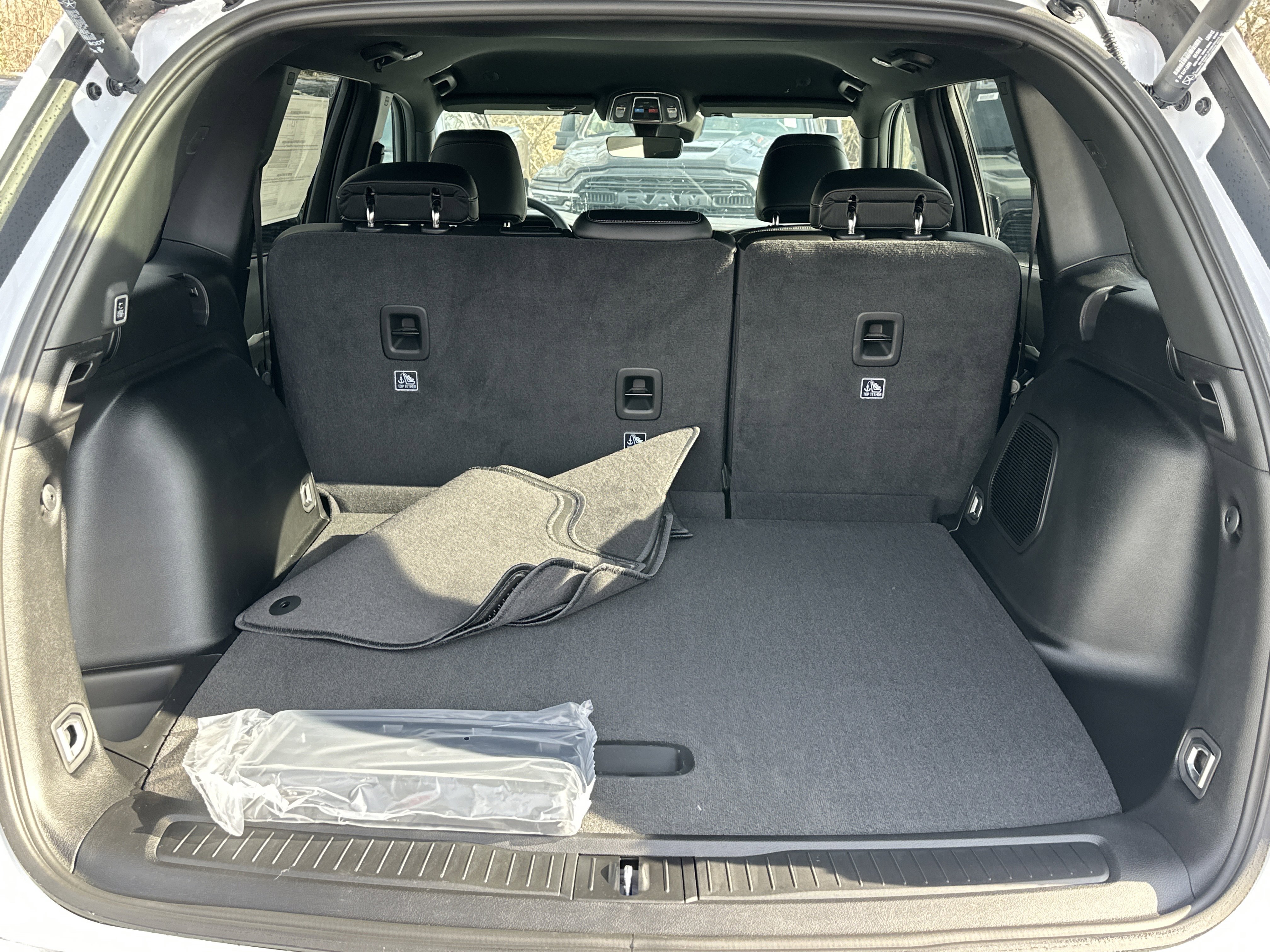 New 2026 Jeep Grand Cherokee Limited image 14