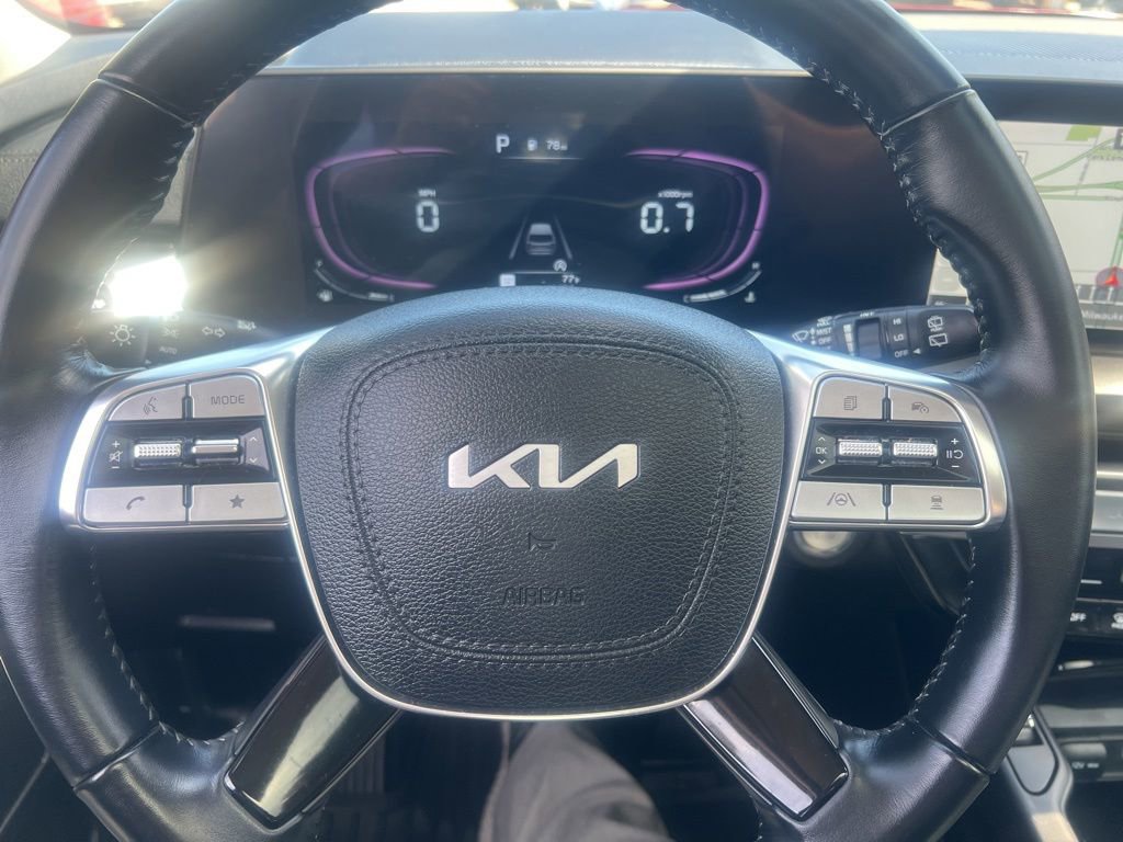 Certified 2024 Kia Telluride S w/ S Sunroof Package AWD/4WD image 62