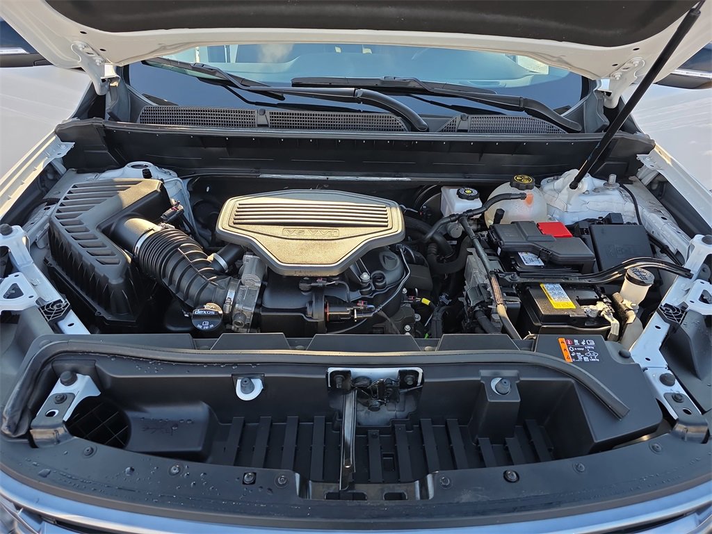 Used 2023 GMC Acadia AT4 image 35